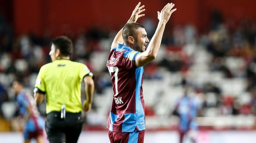 Burak Yılmaz fena patladı! Densiz, hain ve Arda Turan s&ouml;zleri