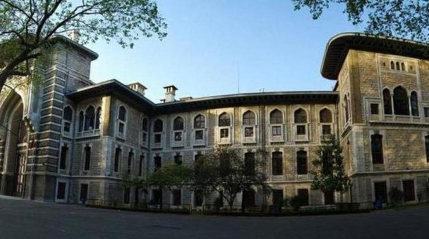 Cumhuriyet Bayramı kutlamalarında skandal! İzmir Marşı söyleyen öğrencilere tokat