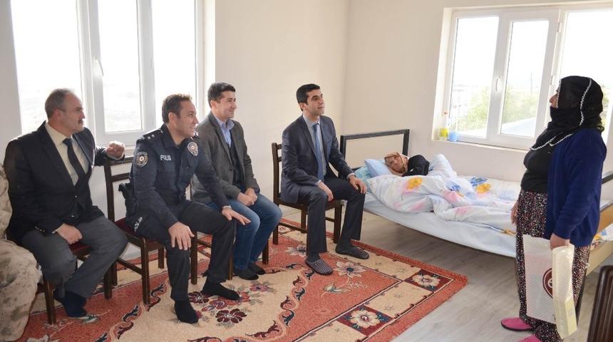 Cumhuriyet&rsquo;le yaşıt &Uuml;mm&uuml;g&uuml;ls&uuml;m Nineye  ziyaret