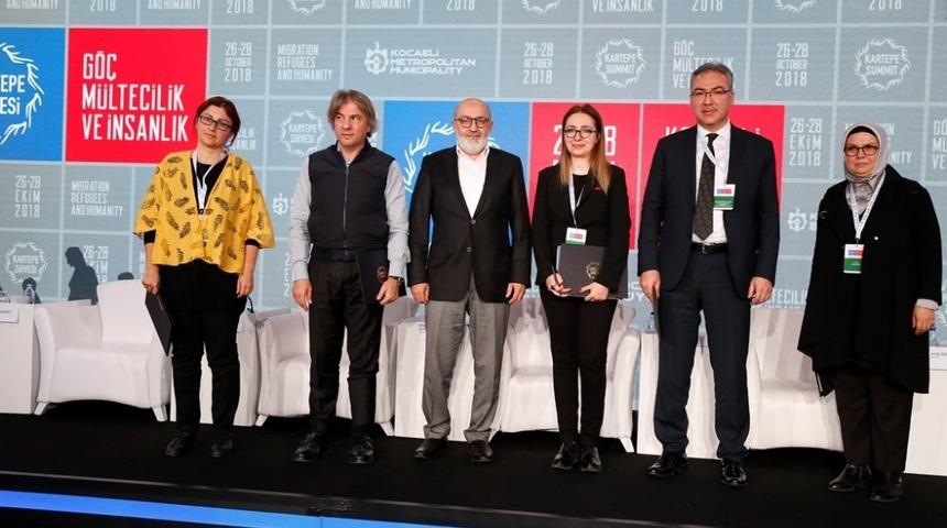 Yerel y&ouml;netimlerin g&ouml;&ccedil; tutumu masaya yatırıldı