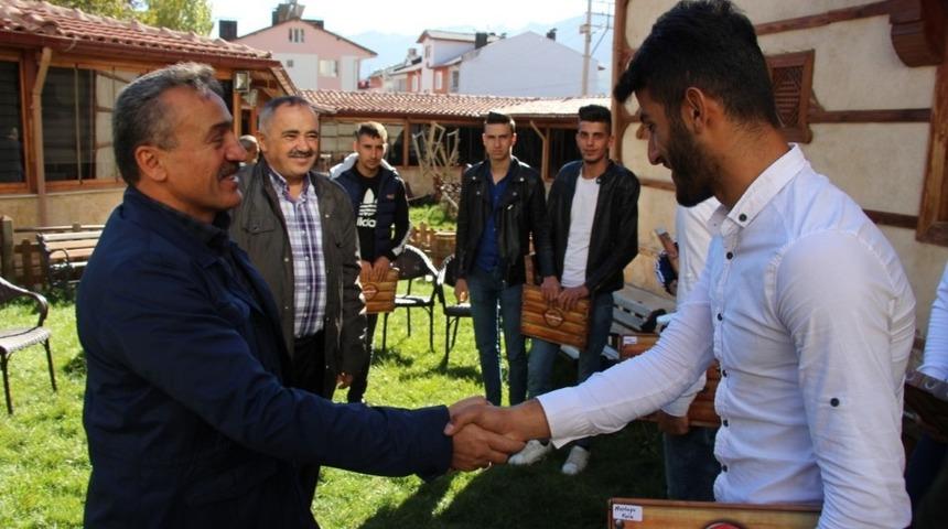 Başkan Tutal Mehmet&ccedil;iklerle yemekte buluştu