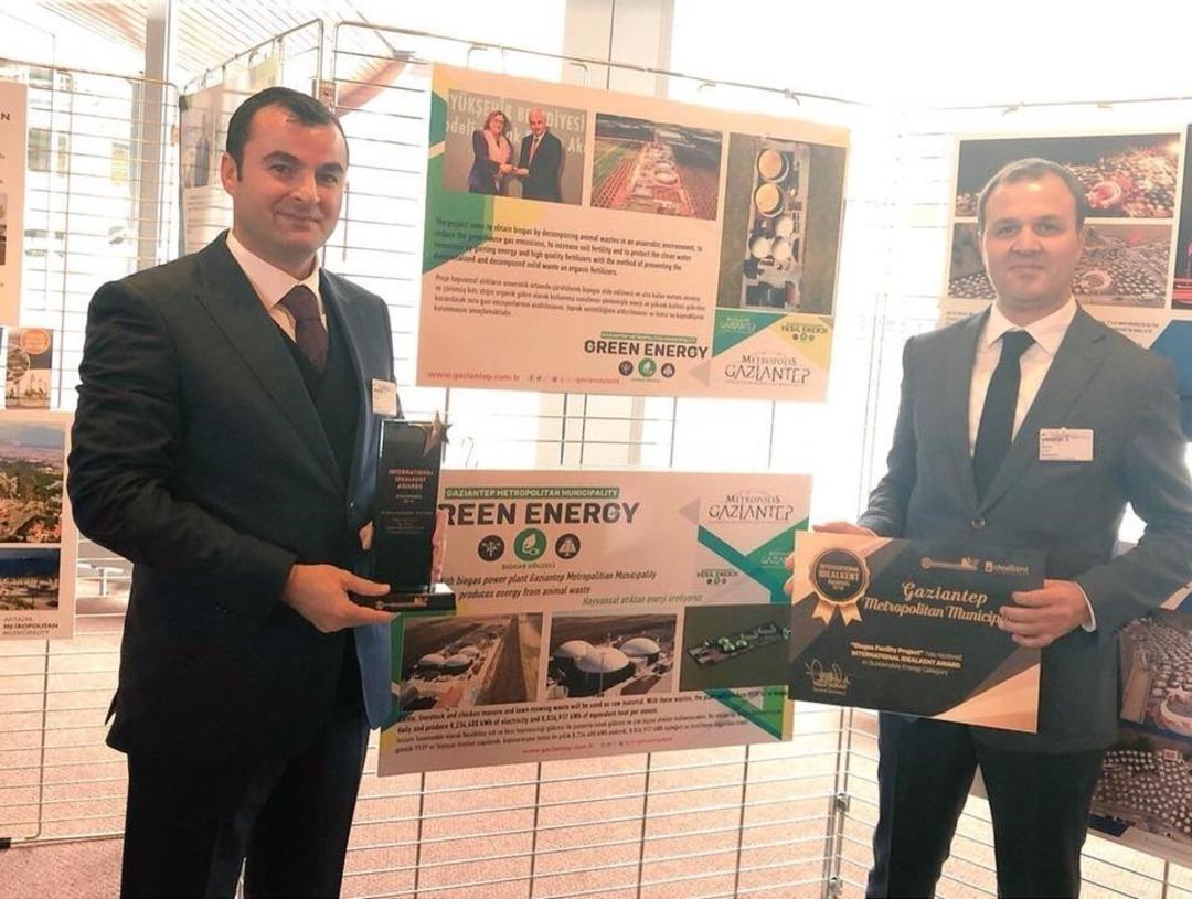 Gaziantep B&uuml;y&uuml;kşehir Belediyesi s&uuml;rd&uuml;r&uuml;lebilir enerji dalında &ouml;d&uuml;l aldı