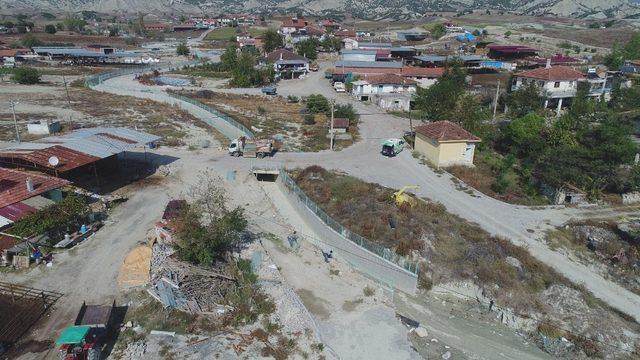 Güvercinlik Deresinde onarımlar tamamlandı