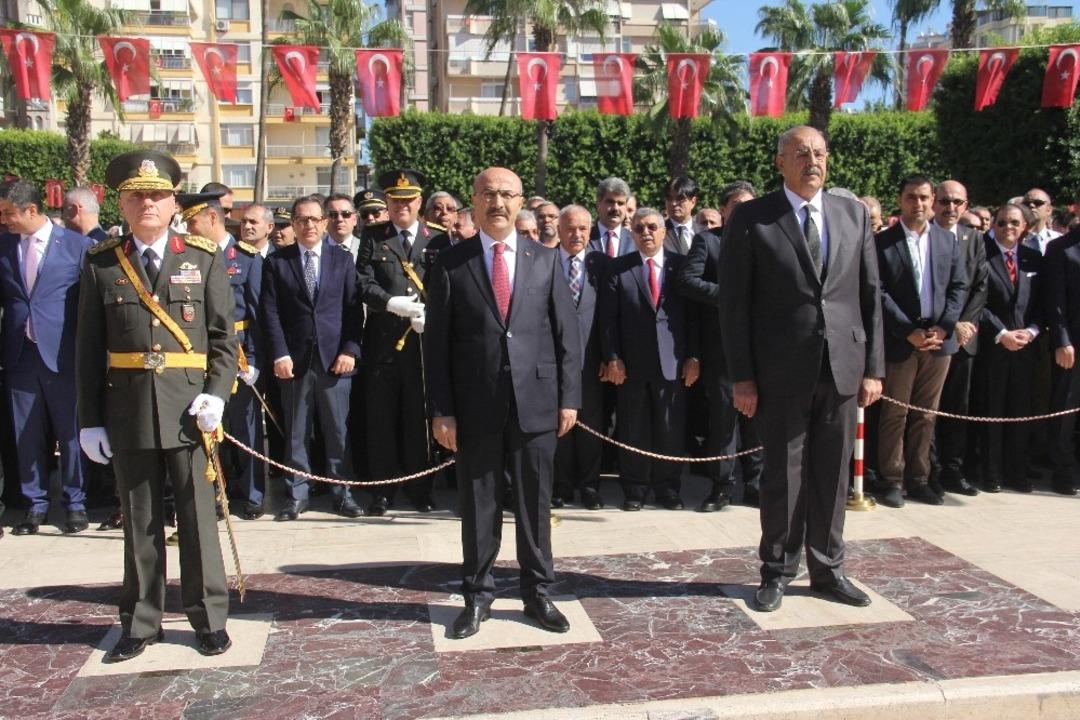 Adana&rsquo;da Cumhuriyet Bayramı kutlamaları