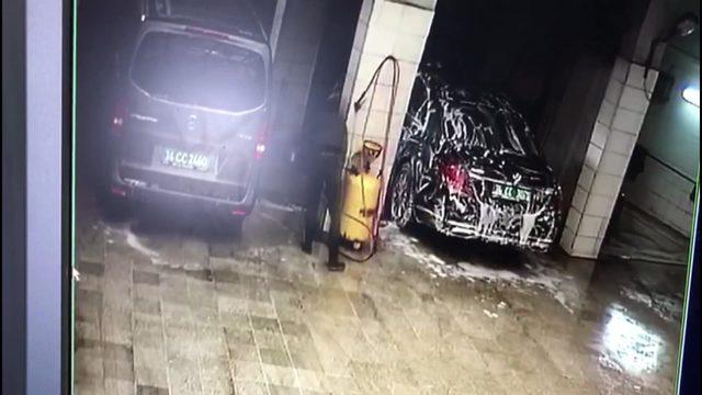 Suudi Başkonsolosluğu'na ait araçların oto yıkamacıdaki görüntülüleri