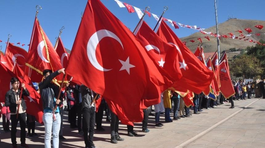 Bitlis&rsquo;te 29 Ekim Cumhuriyet Bayramı