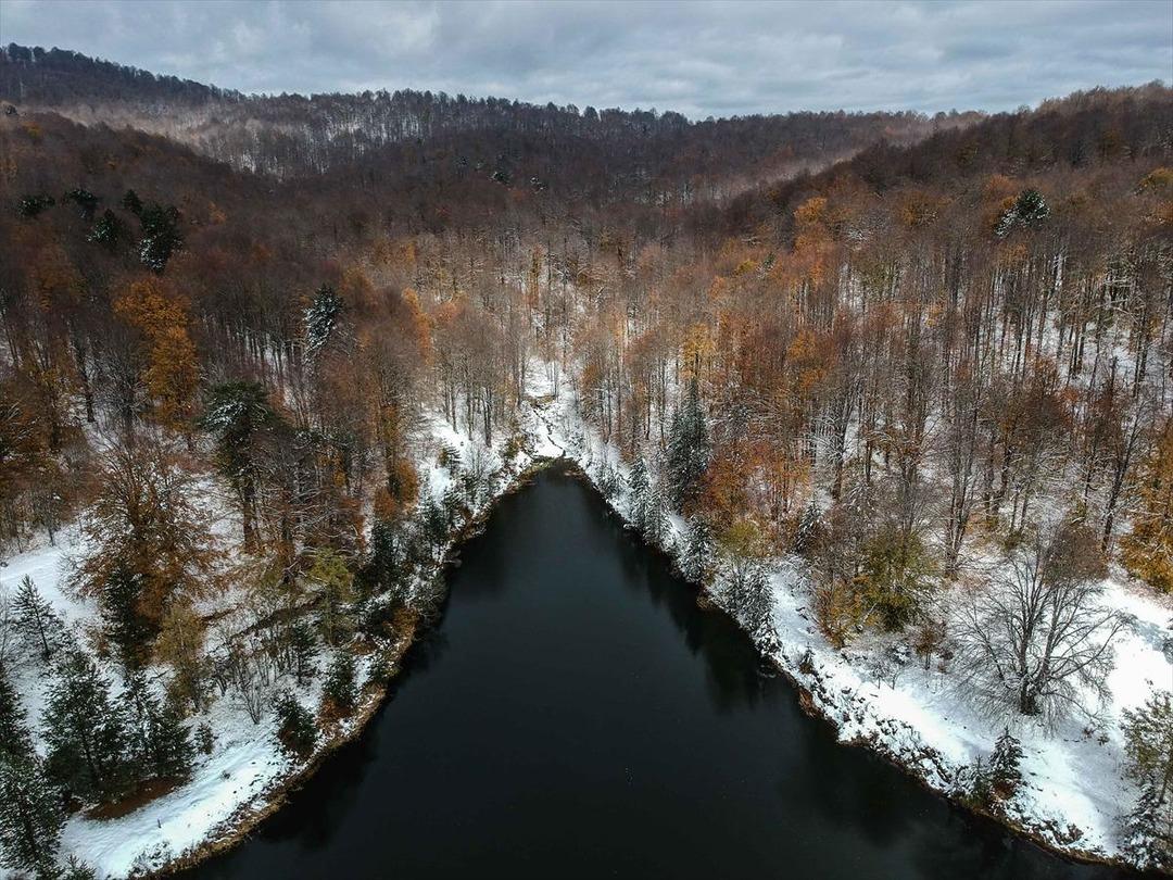 Domani&ccedil; Dağları'nda iki mevsim bir arada yaşanıyor 