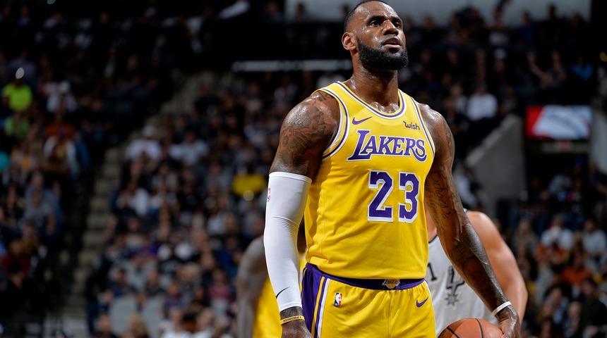 LeBron James, NBA'in en skorer 6. ismi oldu