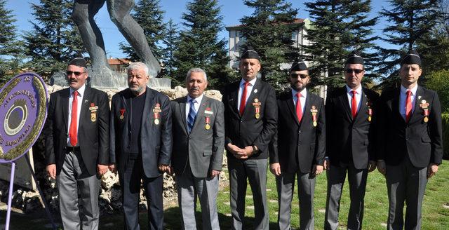 Bedelli yerine 'ücretli askerlik olsun' çağrısı