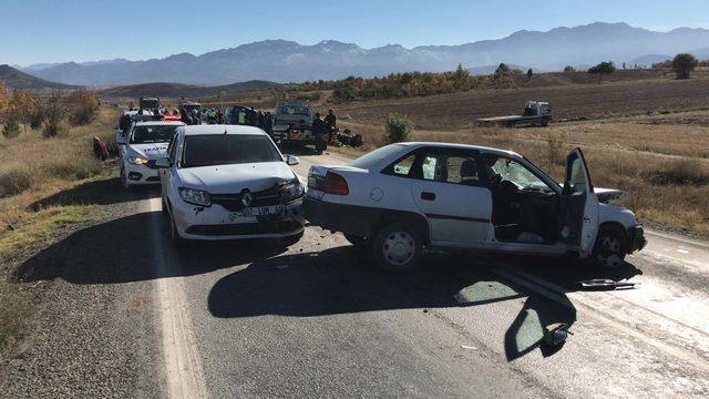 Konya'da zincirleme kaza: 1 ölü, 8 yaralı