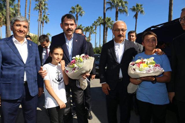 Bakan Kurum'dan, Tunceli şehitlerinin ailelerine ziyaret (2)