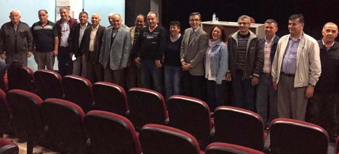 Kuşadası Kaymakamı Y&uuml;cel, muhtarlarla bir araya geldi