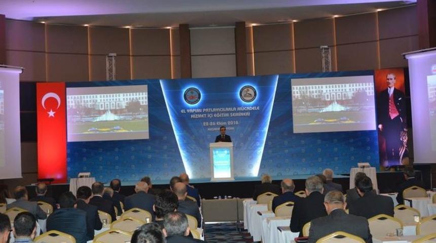 Kuşadası&rsquo;nda el yapımı patlayıcılarla m&uuml;cadele semineri