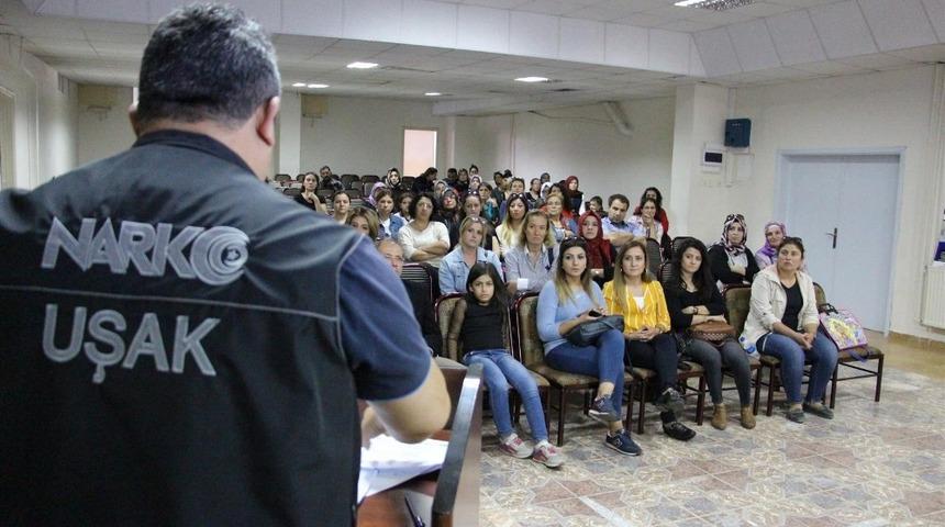 Uşak&rsquo;ta narko-rehber seminerleri