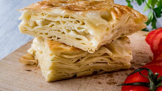 Su böreği tarifi: Lezzetli su böreği nasıl yapılır? Pratik su böreği tarifleri!