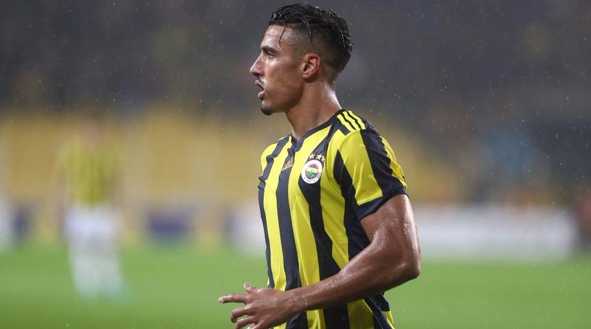 Nabil Dirar1 haftadır Antalya'da tatil yapıyor