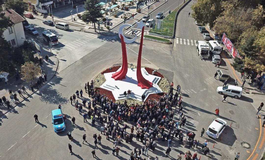 Cumhuriyet anısına bin 1923 fidan toprakla buluştu