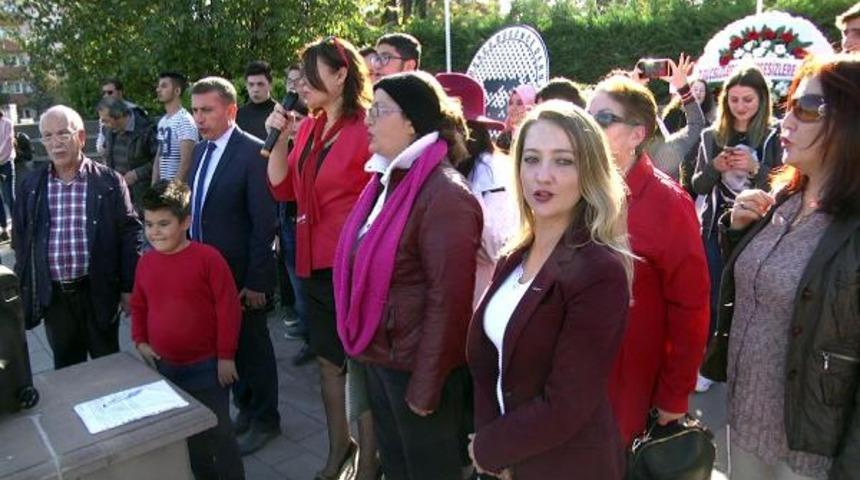 29 Ekim kutlamasında yanlış 'Andımız' okundu