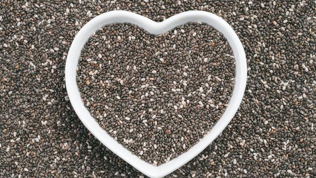 Antik savaşçıların yiyeceği Chia tohumunun faydaları nelerdir? Chia tohumu nasıl kullanılır, zayıflatır mı?  