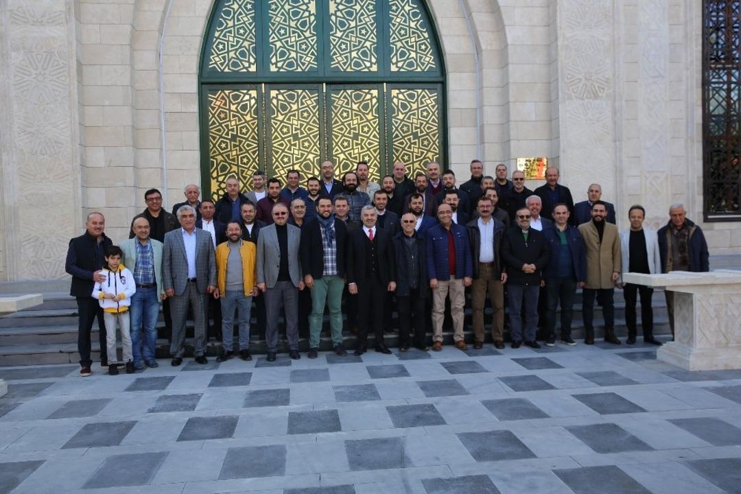 Başkan &Ccedil;elik, iş adamlarına yatırımları anlattı