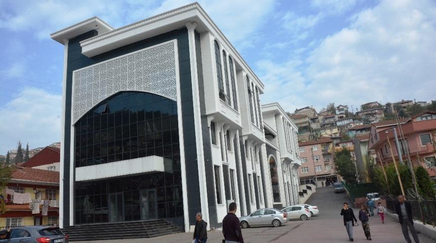 İzmit&rsquo;in en b&uuml;y&uuml;k k&uuml;lt&uuml;r merkezi hazır