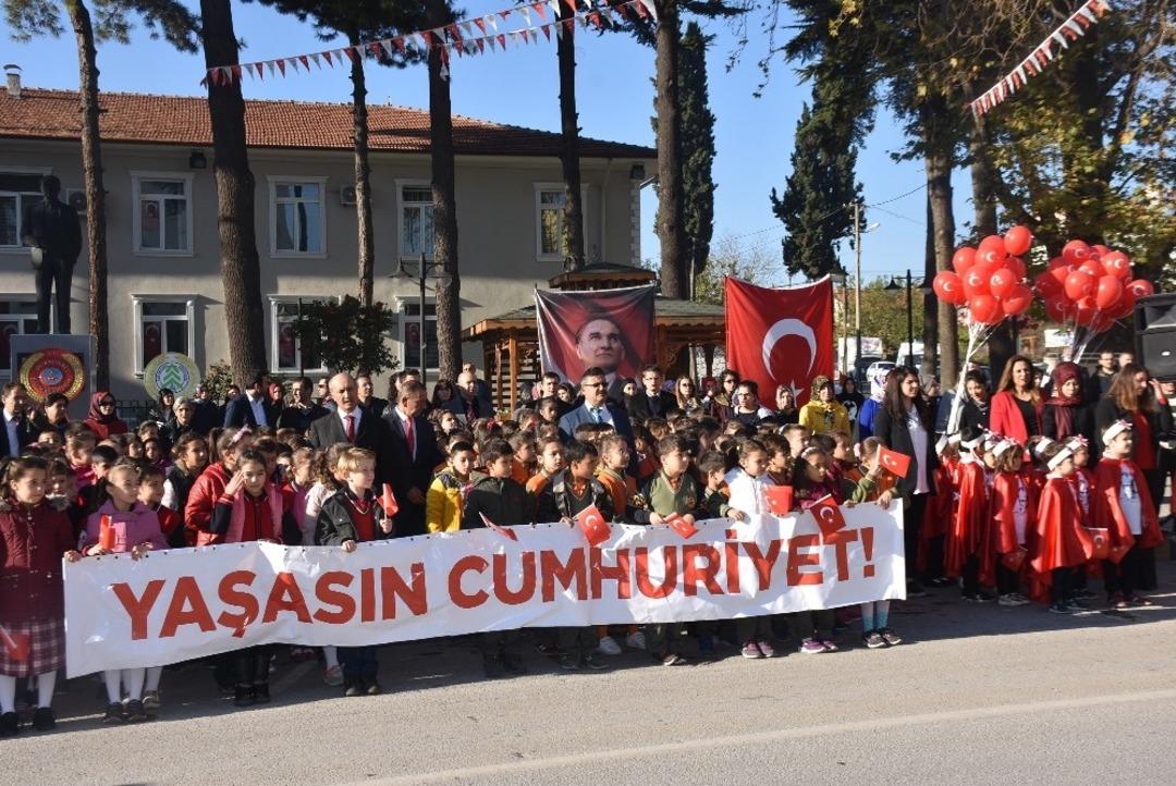 Dursunbey&rsquo;de Cumhuriyet Coşkusu