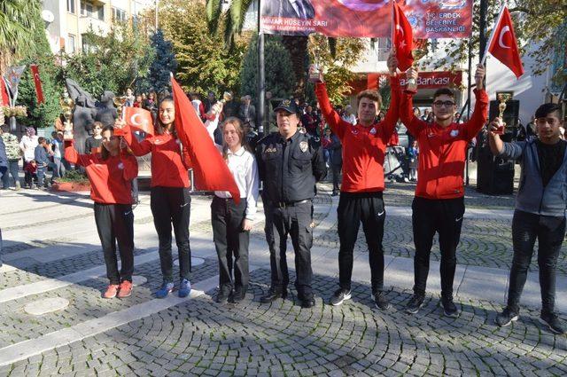 Erdek’te Cumhuriyet bayramı coşkusu