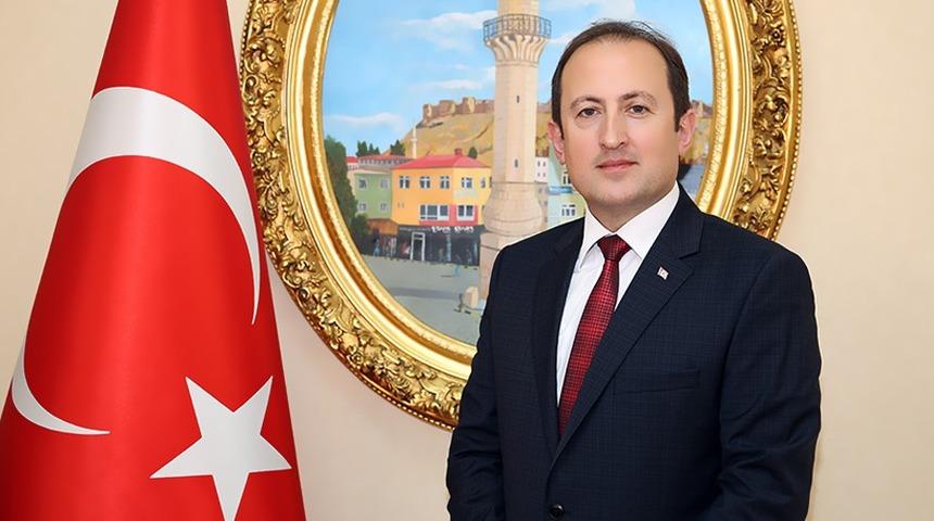 Vali Pehlivan&rsquo;dan 29 Ekim Cumhuriyet Bayramı mesajı