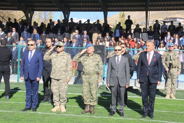 Hakkari’de 29 Ekim Cumhuriyet Bayramı coşkusu