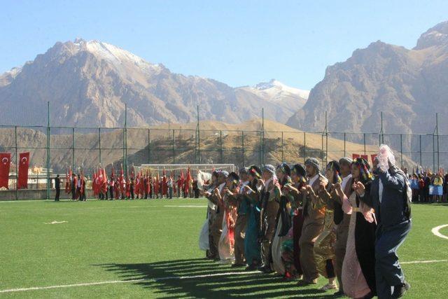 Hakkari’de 29 Ekim Cumhuriyet Bayramı coşkusu