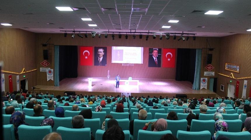 Kumluca’da Kişisel Eğitim Semineri