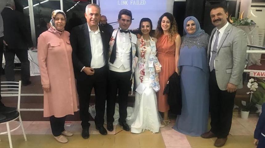 Başkan Yaman, gen&ccedil;lerin mutluluğuna ortak oldu