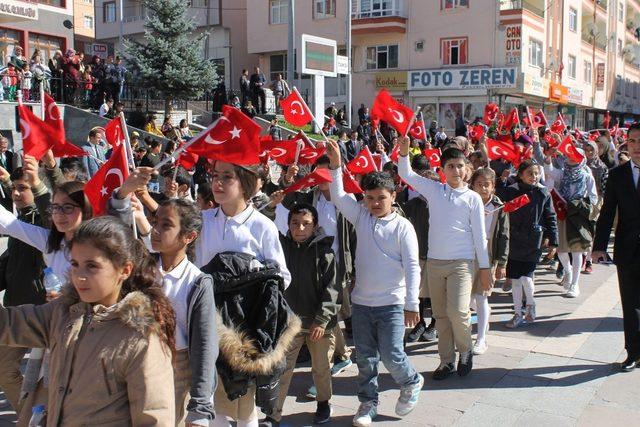 Akdağmadeni’nde Cumhuriyet Bayramı Coşkuyla Kutlandı