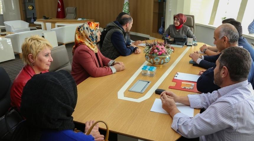 Meram&rsquo;da &lsquo;Halk G&uuml;nleri Buluşmaları&rsquo;na yoğun ilgi