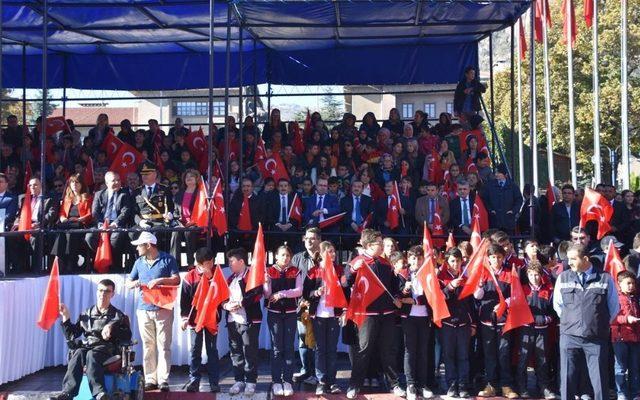 Afyonkarahisar’da Cumhuriyet Bayramı coşkusu