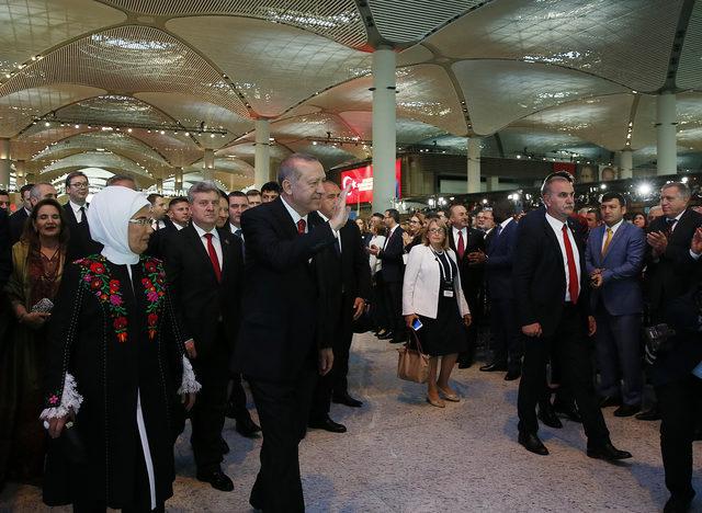 /fotoğraflarla// Cumhurbaşkanı Erdoğan tarihi açılışı için tören alanında