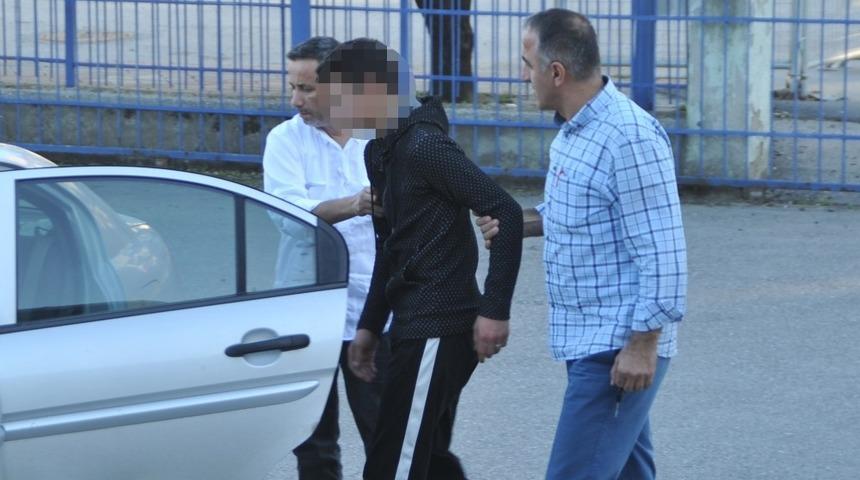 4 ayrı iş yerinden hırsızlık yapan zanlı yakalandı