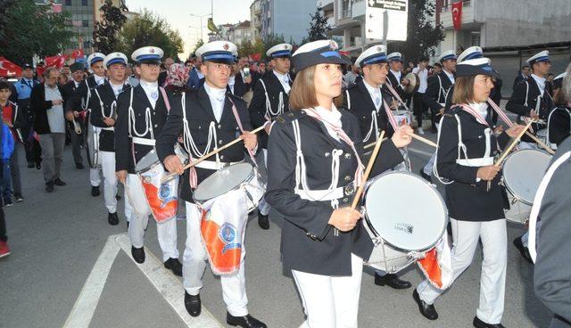 Bafra’da Cumhuriyet Yürüyüşü