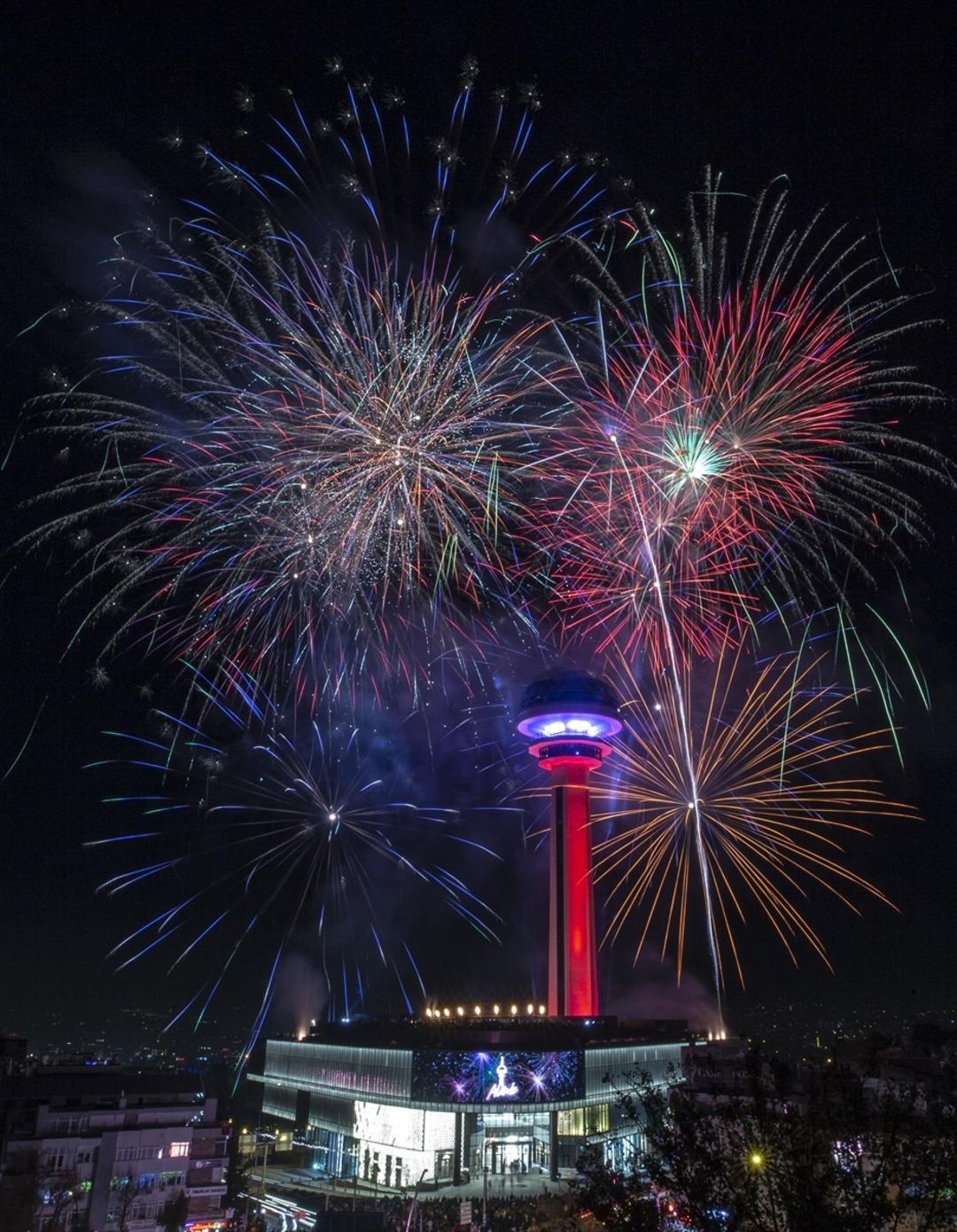 Atakule alışveriş merkezinin yeniden hizmete a&ccedil;ılması