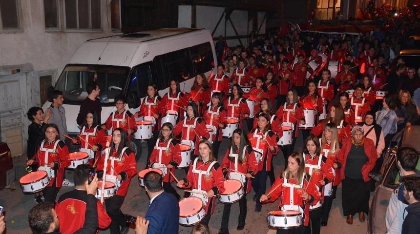 Sinop&rsquo;ta fener alayı