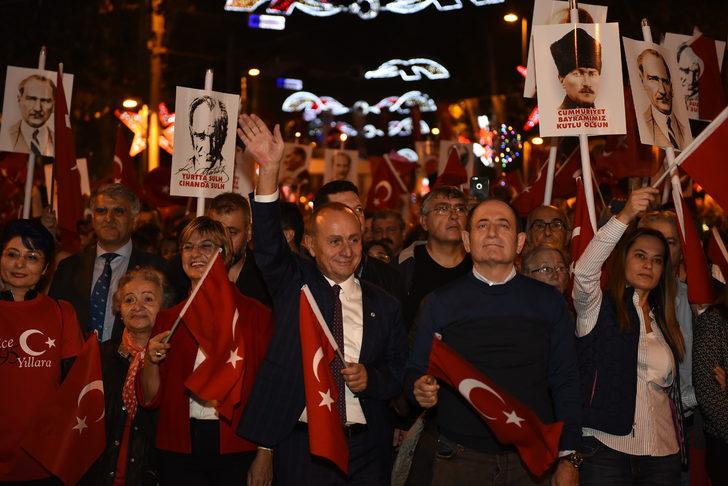 İstanbul kırmızı beyaza büründü! İşte 29 Ekim coşkusu G2