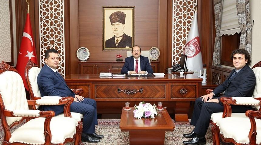 &Uuml;st&uuml;n Başarılı Gen&ccedil; Bilim İnsanı Do&ccedil;. Dr. Kahveci, Vali Ali Hamza Pehlivan&rsquo;ı ziyaret etti