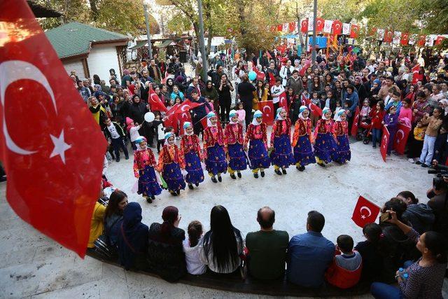 Keçiören’de cumhuriyet coşkusu