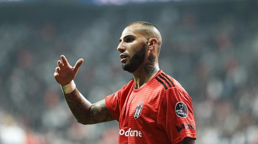 Quaresma'nın eşi ve çocuklarının İstanbul'dan ayrıldıkları iddia edildi!