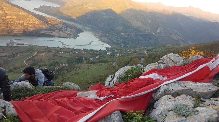 Bisikletlilerden Cumhuriyet kampı