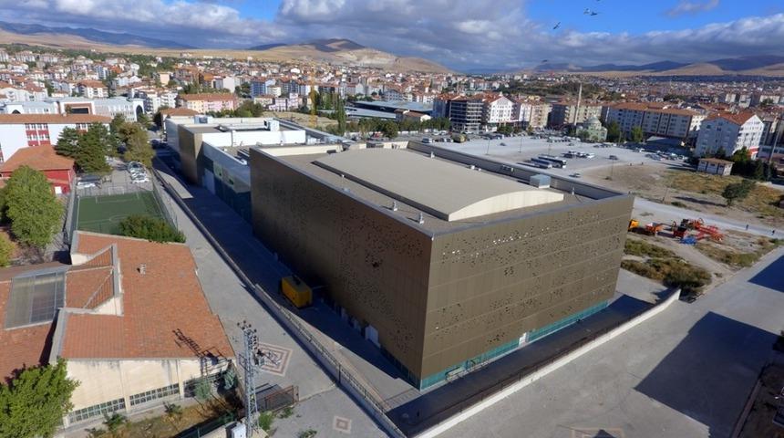 Belediye Başkanı Yaşar Bahçeci: “Başarımızın temelinde ikili iyi ilişkilerimiz var”