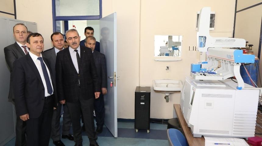 ERÜ Rektörü Çalış, TAUM’u Ziyaret Etti