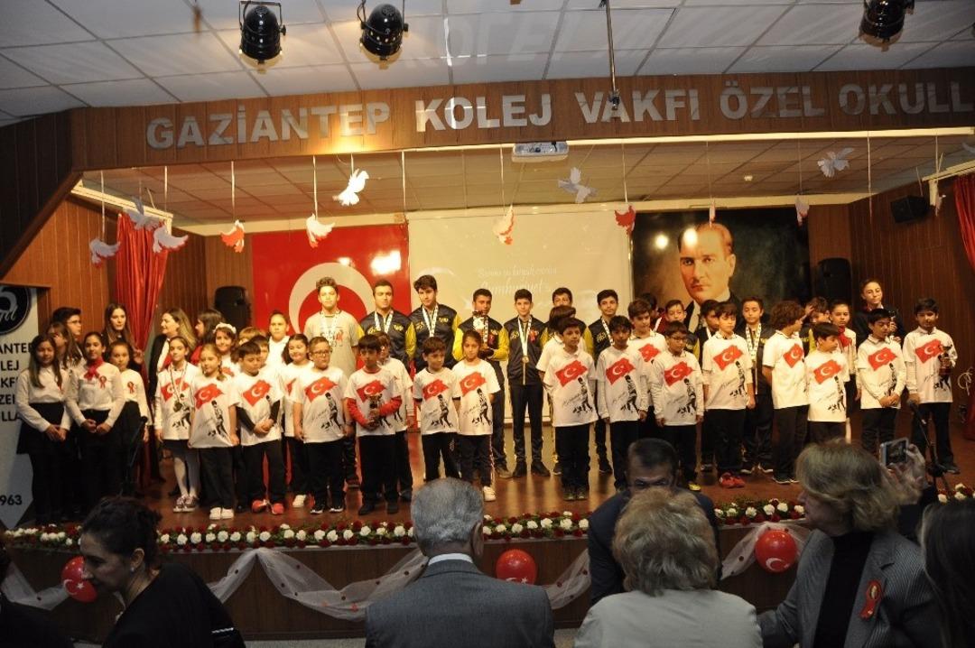 GKV&rsquo;li Şampiyonlar &ouml;d&uuml;llendirildi