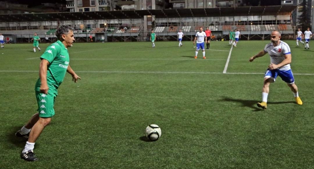 Efeler Masterlar &rsquo;95. Yıl Kupası&rsquo;nda efelendi