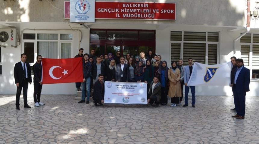 Bosnalı Gen&ccedil;ler Balıkesir&rsquo;de